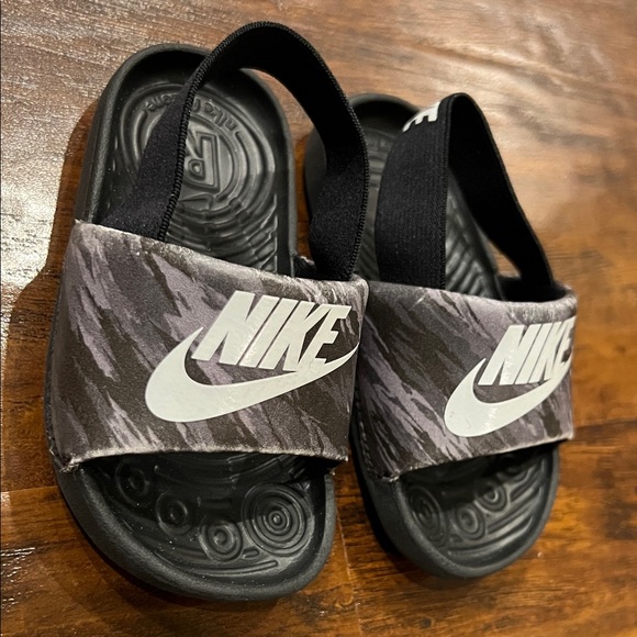 Nike Kawa Toddler Black Grey Camo Soft Strap Slides Sandals 6c - Picture 4 of 7